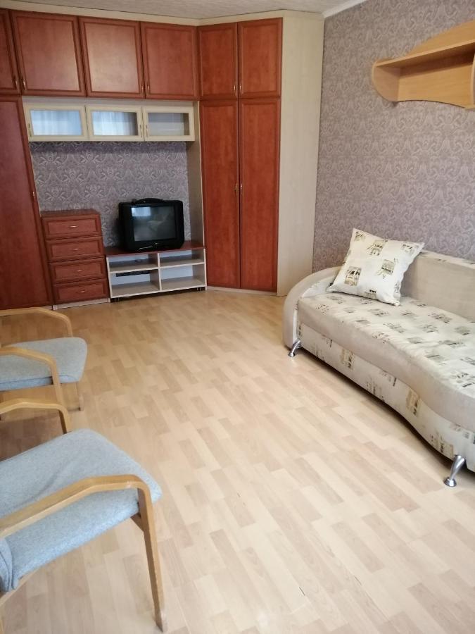 Патриарха Скрипника 7,Жд Вокзал, Ультрамарин Apartment Kiev Ngoại thất bức ảnh