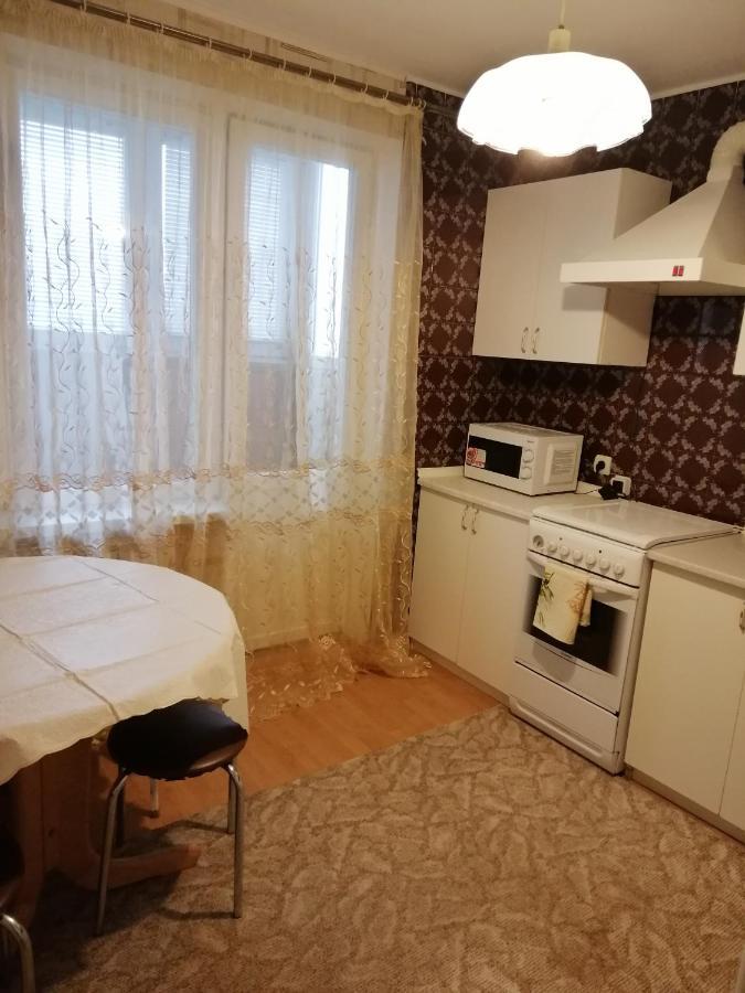 Патриарха Скрипника 7,Жд Вокзал, Ультрамарин Apartment Kiev Ngoại thất bức ảnh