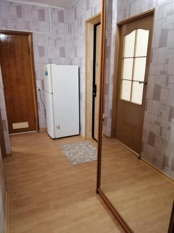 Патриарха Скрипника 7,Жд Вокзал, Ультрамарин Apartment Kiev Ngoại thất bức ảnh